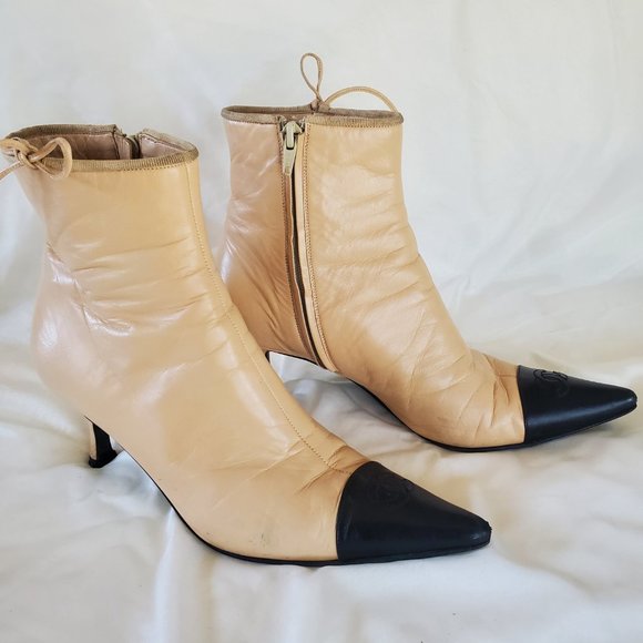 Chanel Vintage Booties, 38 - Picture 2 of 9